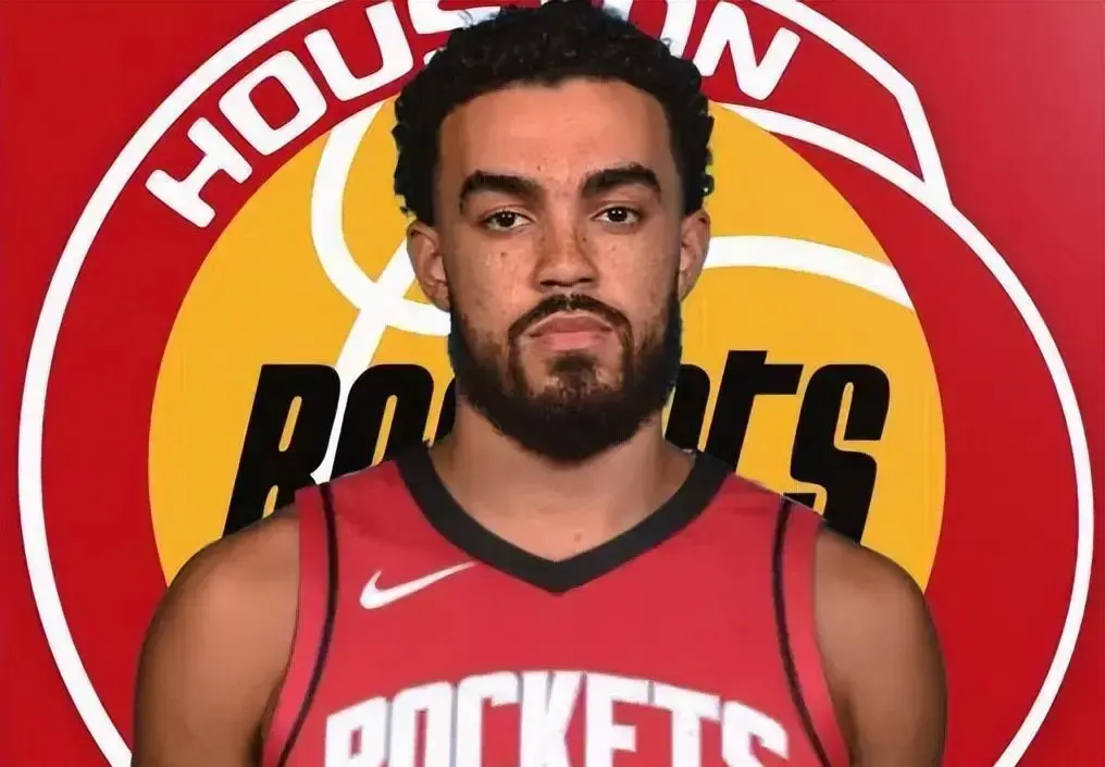 中送出阿隆 中送出阿隆