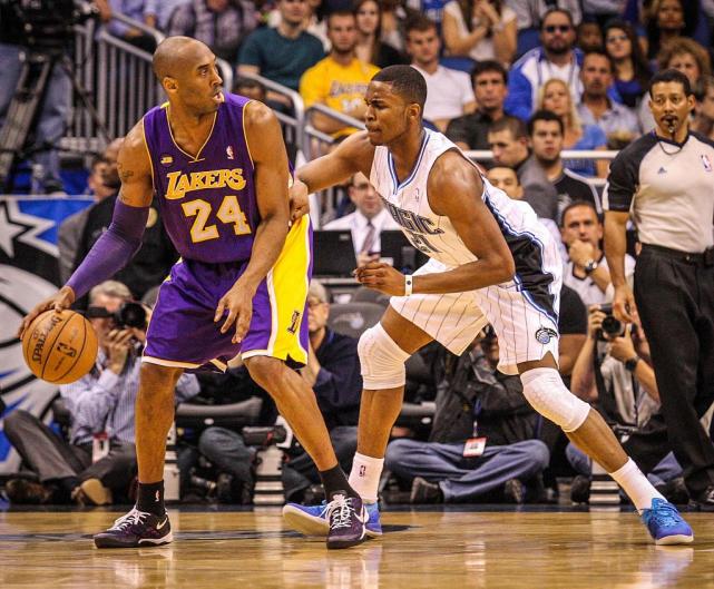 球队, 球队, 步行者